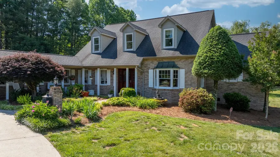 401 Redwood Court, Lenoir, NC 28645 - #3