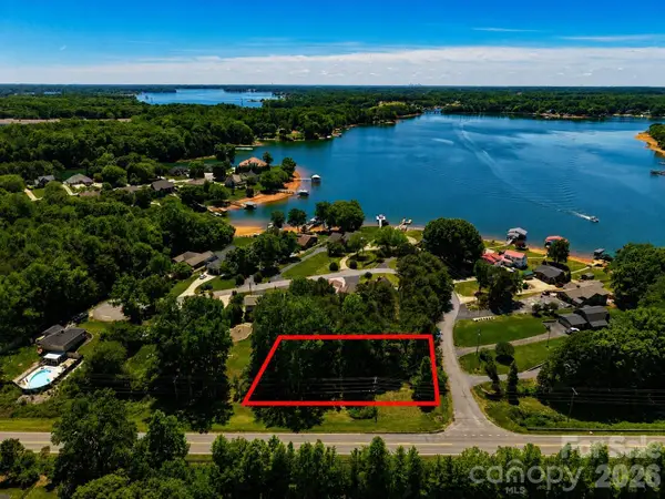4244 Harbor Lane, Sherrills Ford, NC 28673
