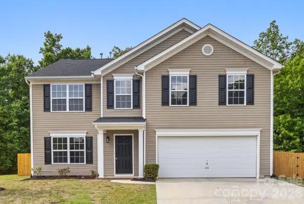 8723 Buttonwood Court, Charlotte, NC 28215