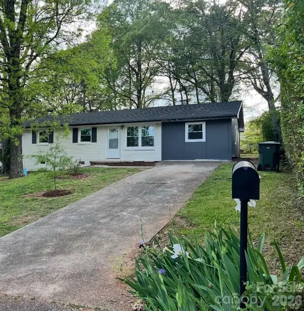 1450 3rd Street, Hickory, NC 28602