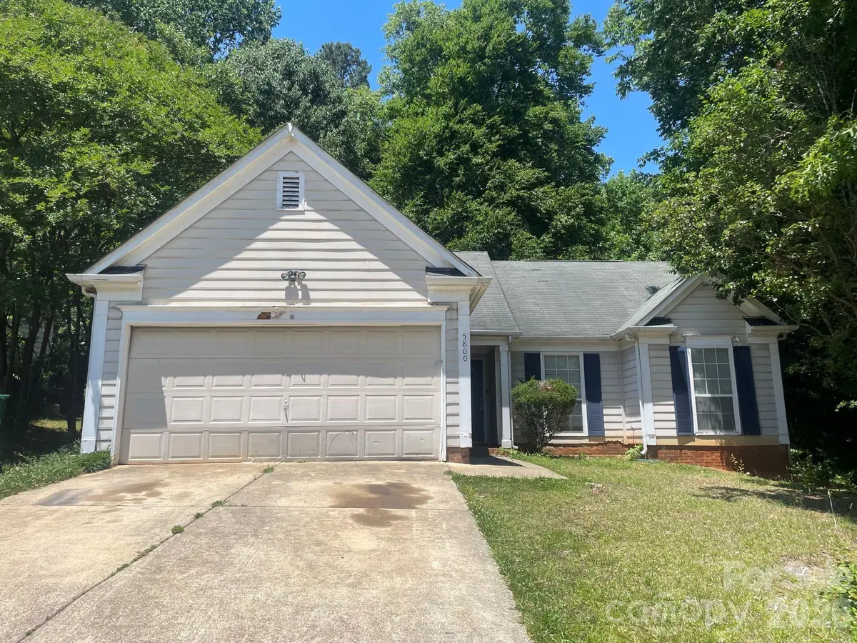 5800 Pennycross Lane, Charlotte, NC 28216 - #1