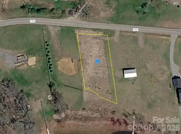 680 Old 64 Highway E, Hayesville, NC 28904