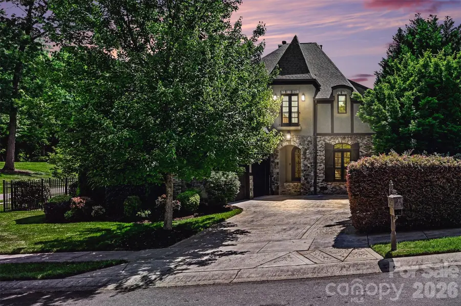 703 Sainte Rose Lane, Charlotte, NC 28226 - #2