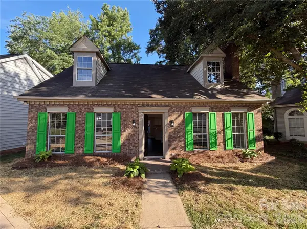 4720 Topsail Court, Charlotte, NC 28212