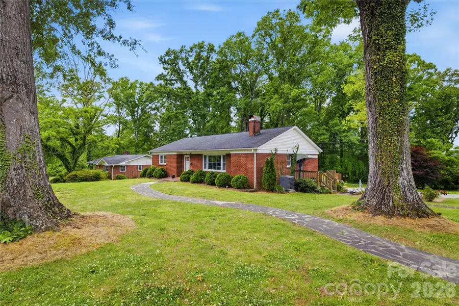 200 Falls Street, Morganton, NC 28655 - #2