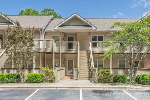 515 Carrington Place #515, Arden, NC 28704