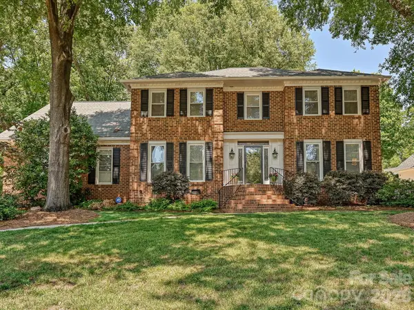 7933 Sunnyvale Lane, Charlotte, NC 28210