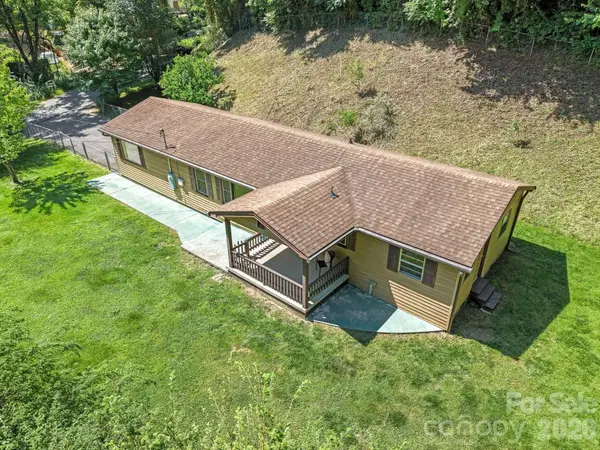 270 Slim Dillard Road, Sylva, NC 28779