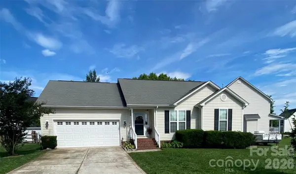 2017 Longhorn Drive, Dallas, NC 28034