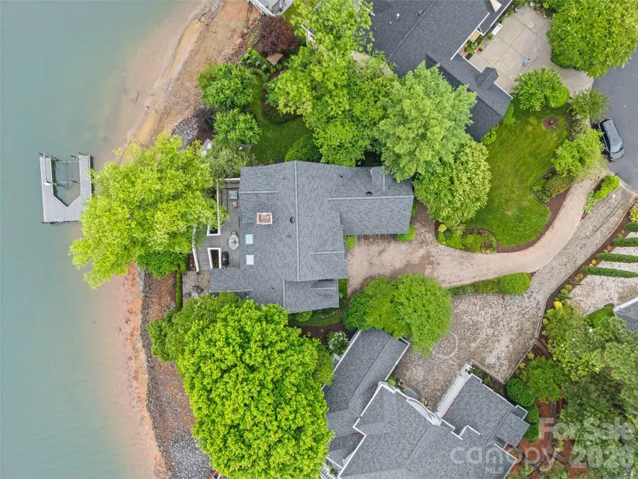 15901 Riverpointe Drive, Charlotte, NC 28278 - #2