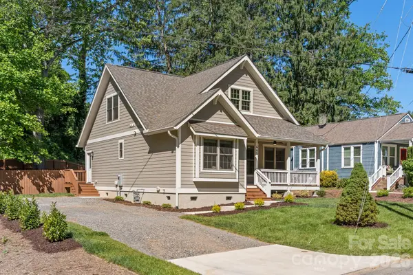 445 Governors View Road, Asheville, NC 28805