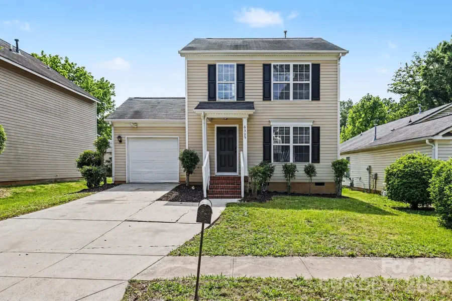 6325 Linda Vista Lane, Charlotte, NC 28216 - #2