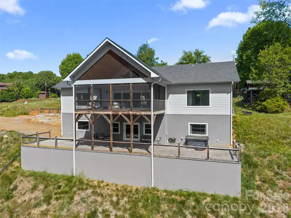 123 Israel Road, Candler, NC 28715