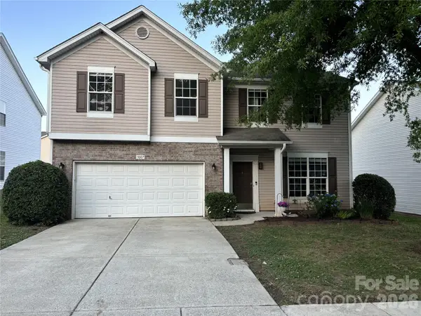 9007 Goldfields Drive, Charlotte, NC 28227
