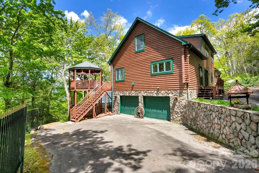 35 Falcon Crest Loop, Maggie Valley, NC 28751 - #3