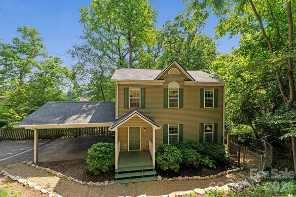 1 Pickwick Road, Asheville, NC 28803