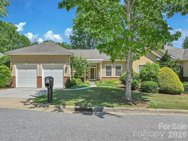18 Boddington Court, Asheville, NC 28803