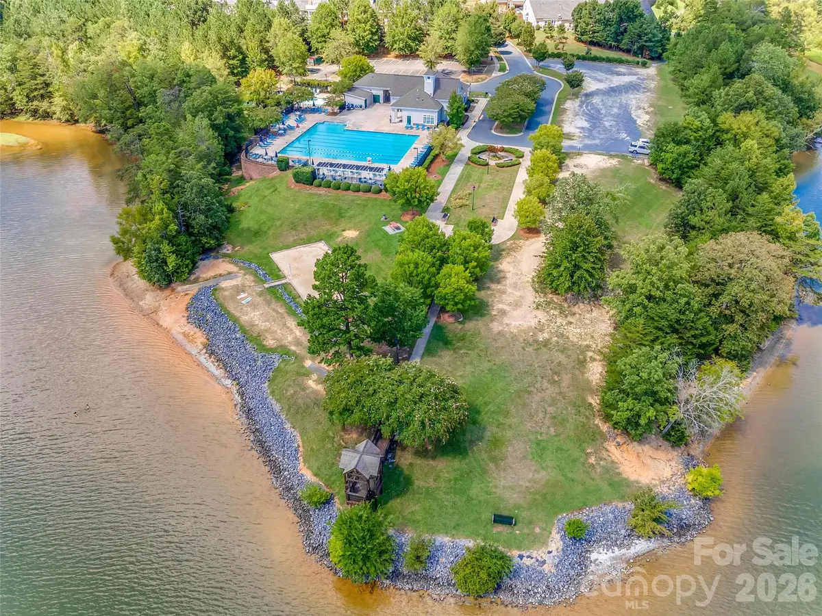 1039 Hunters Run Drive, Tega Cay, SC 29708 - #1
