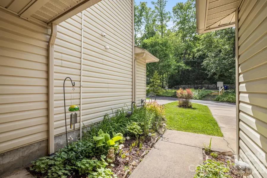 108 South Park Lane #108, Black Mountain, NC 28711 - #3