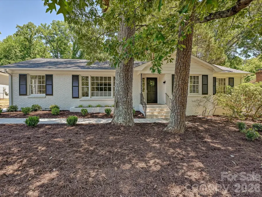 5501 Farmbrook Drive, Charlotte, NC 28210 - #2
