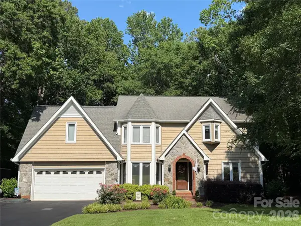 1938 Candlewick Drive, Fort Mill, SC 29715