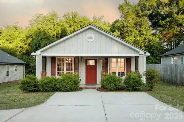 236 Cabarrus Avenue E, Concord, NC 28025