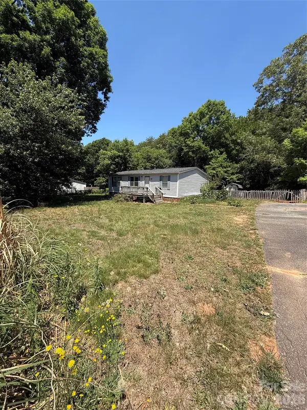 6237 Burnhurst Lane, Denver, NC 28037