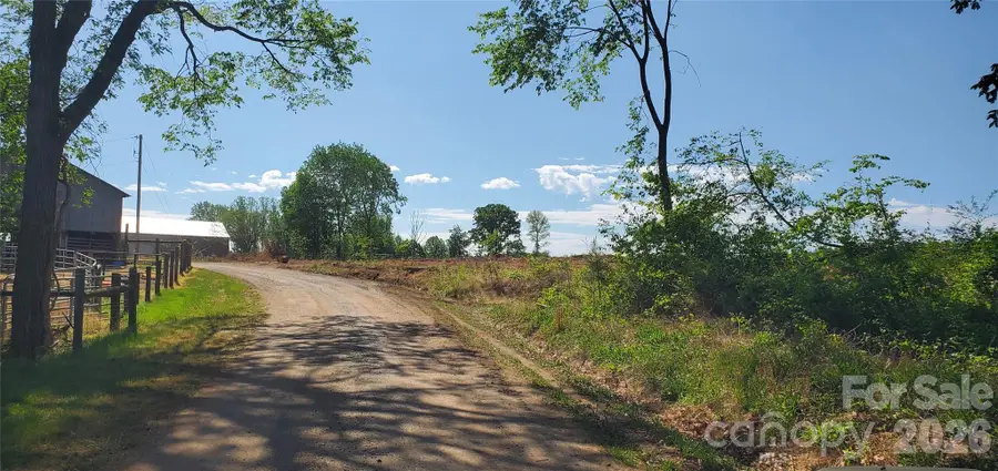 200 Loganway Road, Harmony, NC 28634 - #2
