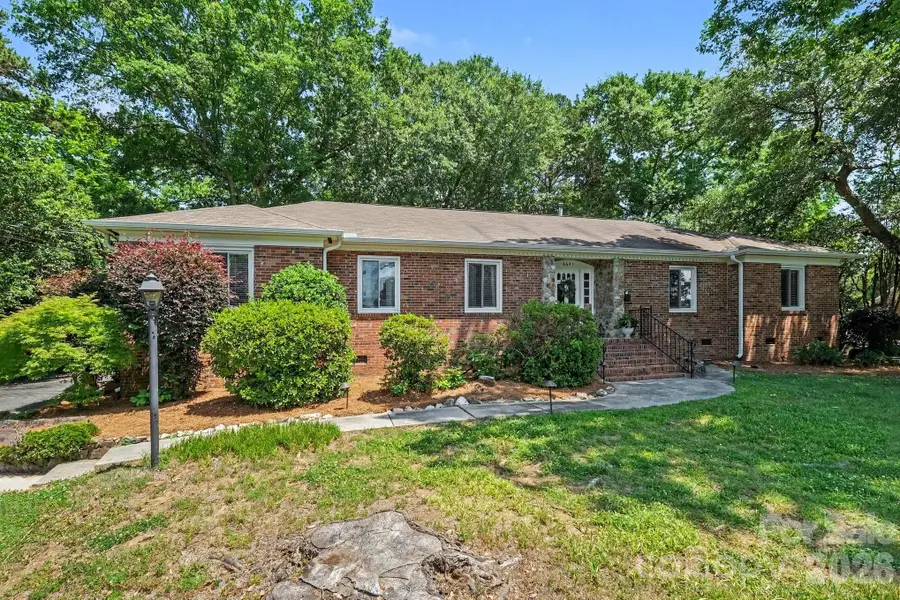 6641 Brookmeade Drive, Charlotte, NC 28226 - #3