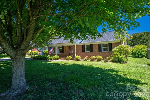 1920 Echo Lane, Gastonia, NC 28052