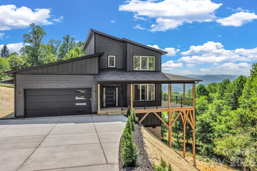 221 Coopers Drive, Hendersonville, NC 28739 - #2
