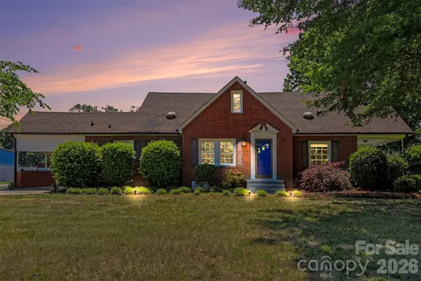 2068 Statesville Highway, Mooresville, NC 28115