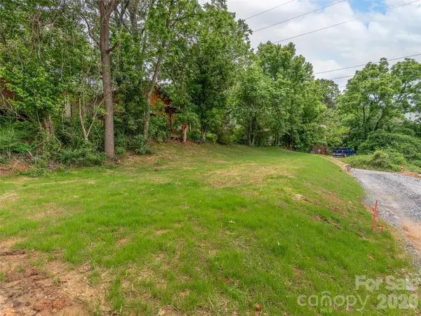 25 Trade Street, Asheville, NC 28801
