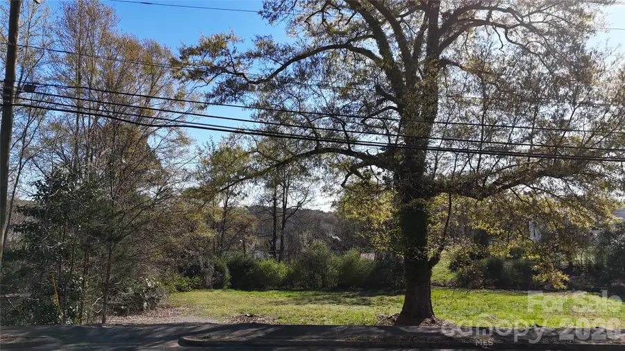 33 Pinecrest Avenue, Great Falls, SC 29055 - #2