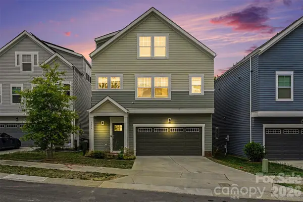 9014 Henry Thoreau Road, Charlotte, NC 28214