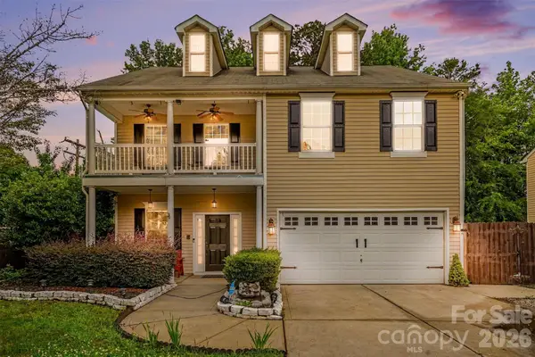 1003 Jordans Pond Lane, Charlotte, NC 28214
