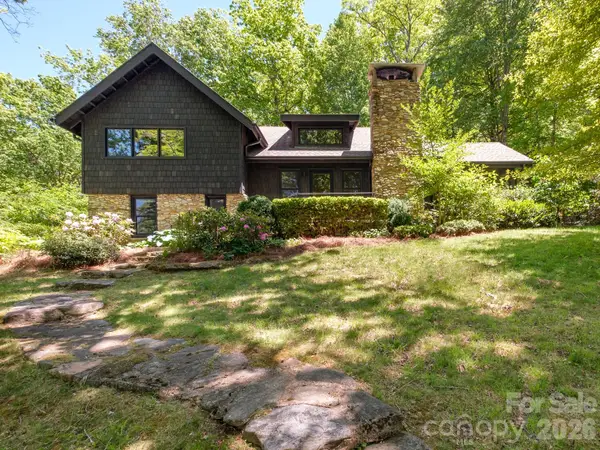 212 SE Shore Drive, Lake Toxaway, NC 28747