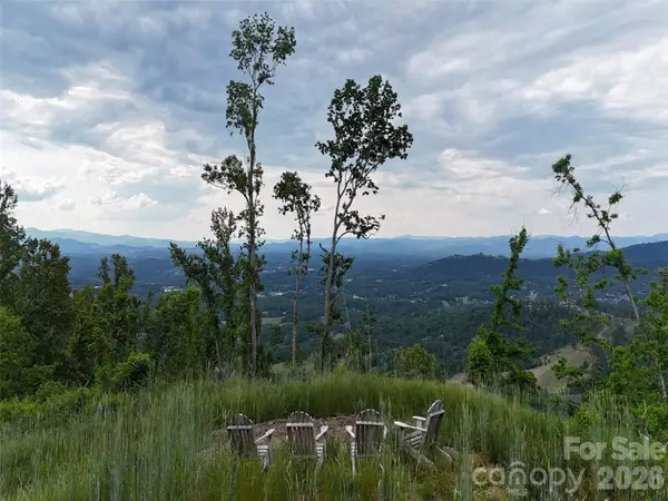 566 Elk Mountain Scenic Highway, Asheville, NC 28804