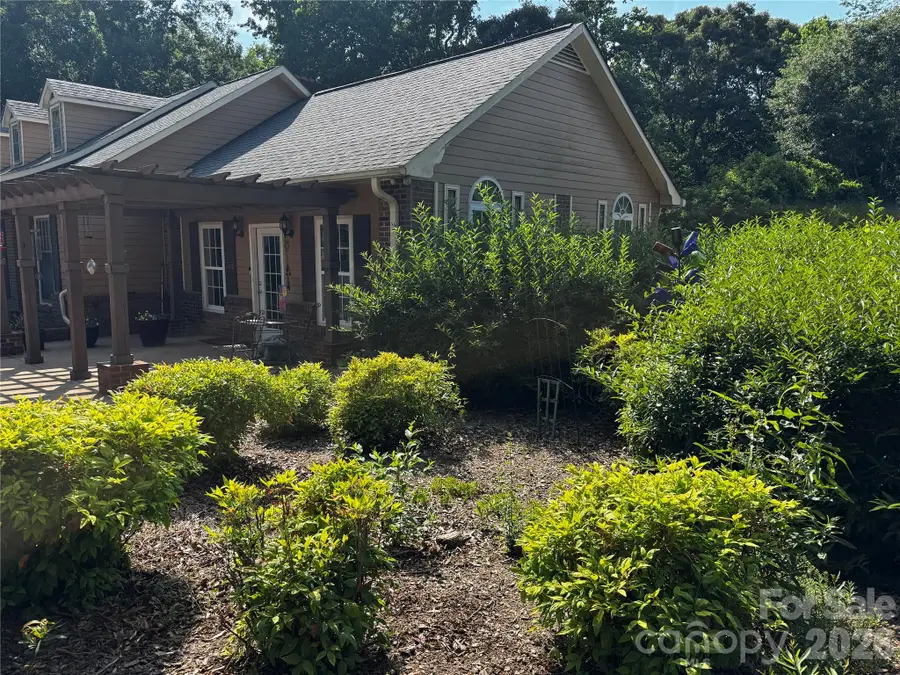204 Old Stagecoach Road, Lawndale, NC 28090 - #3