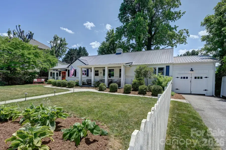 32 Central Avenue, Weaverville, NC 28787 - #2