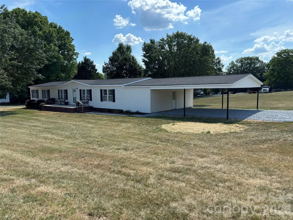 559 School Drive, Taylorsville, NC 28681 - #1