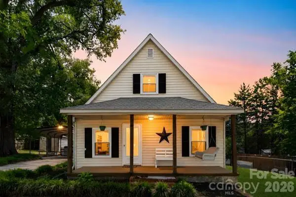 602 E Lee Avenue, Bessemer City, NC 28016 - #2