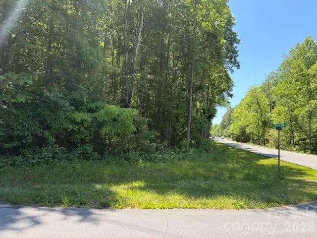 316 11th Street Nw, Conover, NC 28613 - #2