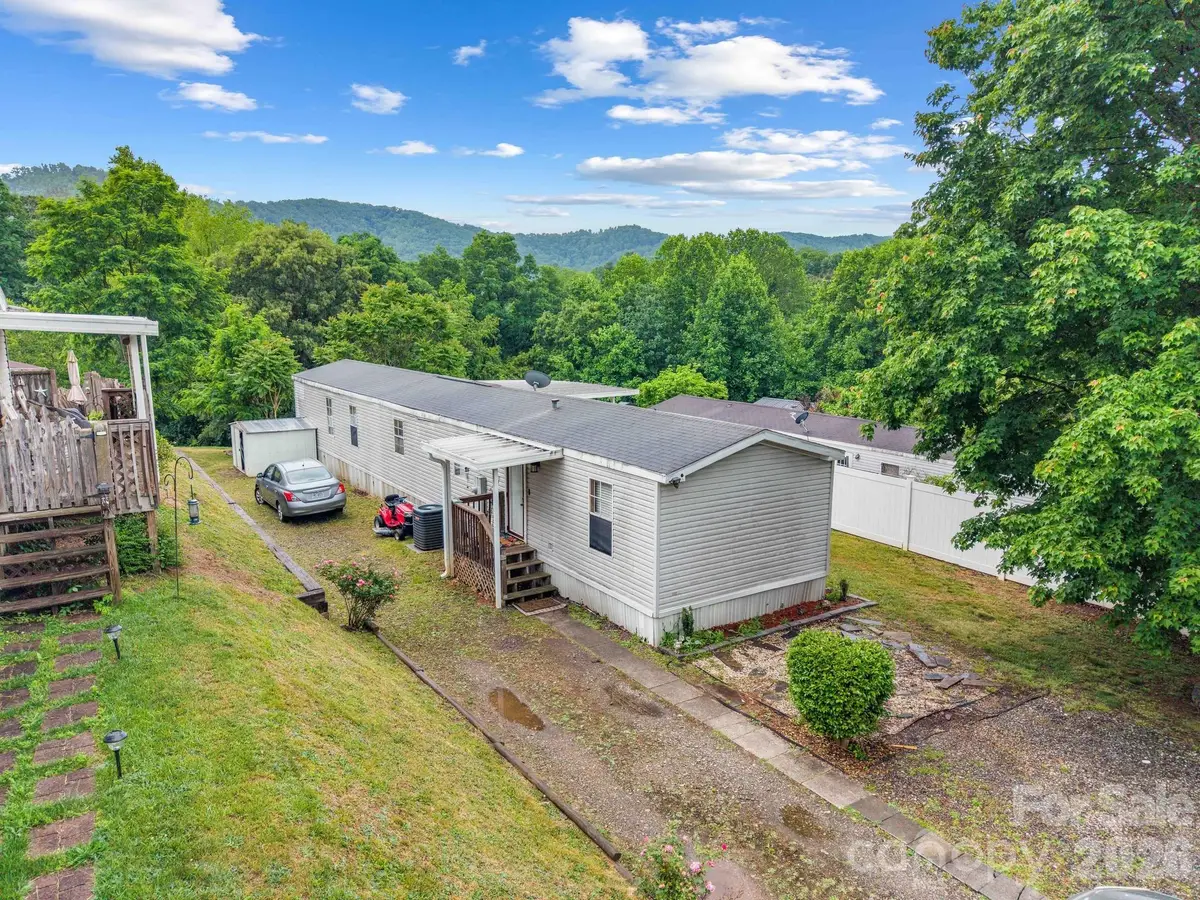 15 Spring Street, Candler, NC 28715 - #1
