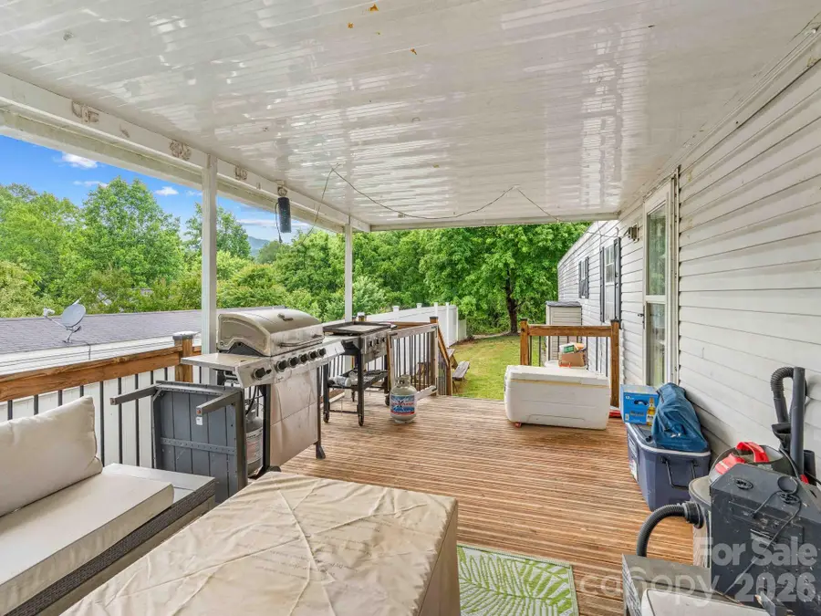 15 Spring Street, Candler, NC 28715 - #2