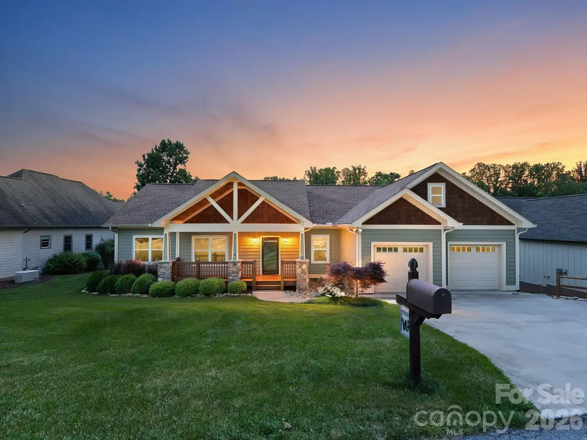 4 Farm Pond Lane, Candler, NC 28715 - #1