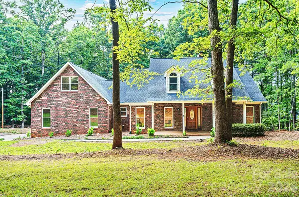 5904 Polk Mountain Drive, Marshville, NC 28103