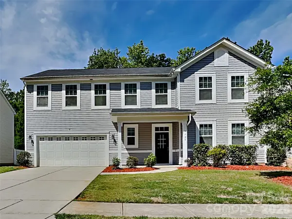 9425 Hartington Place, Charlotte, NC 28269
