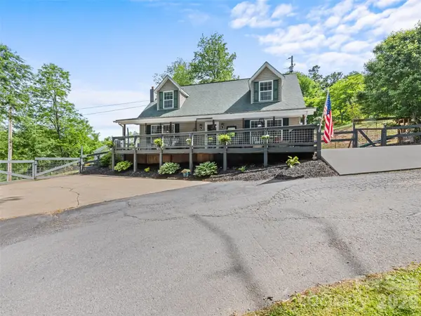 222 Thistle Ridge, Clyde, NC 28721
