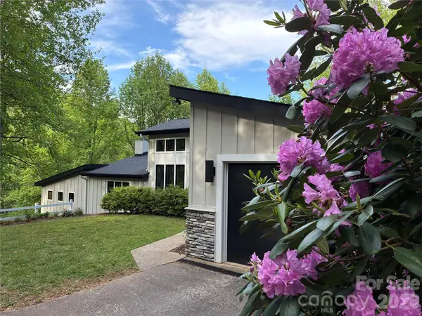 1452 Country Club Drive S, Cullowhee, NC 28723